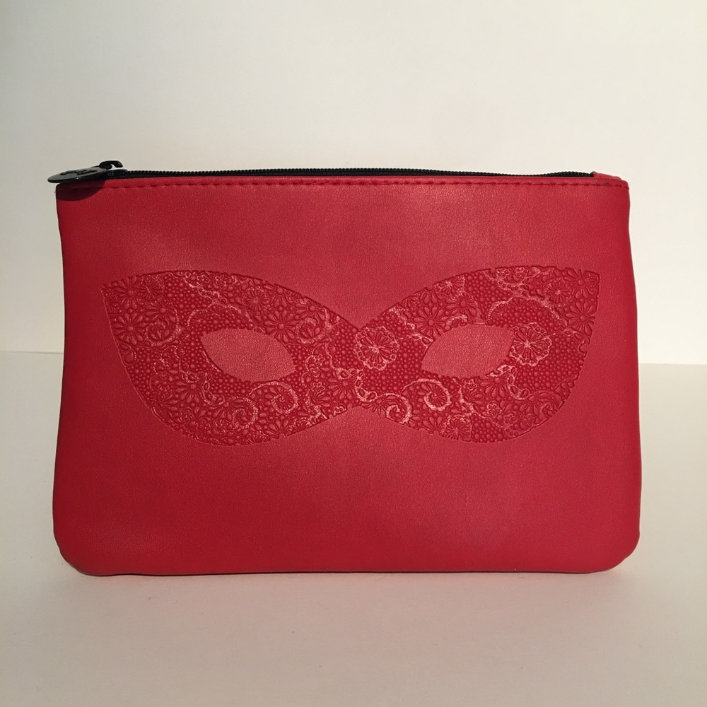 RED POUCH